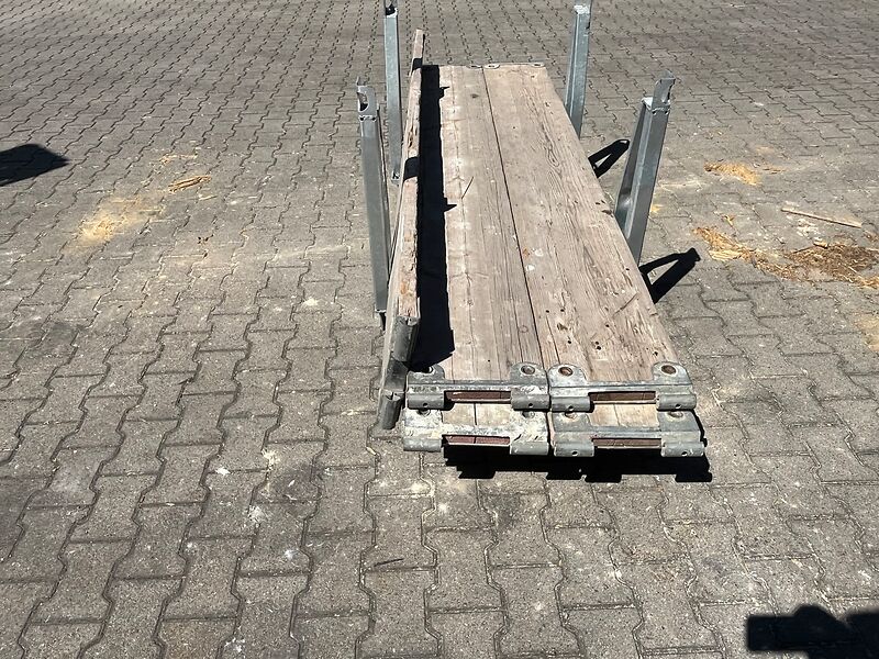 Hünnebeck | Bosta | Vollholzböden L250 aussortiert | so001423 I24
