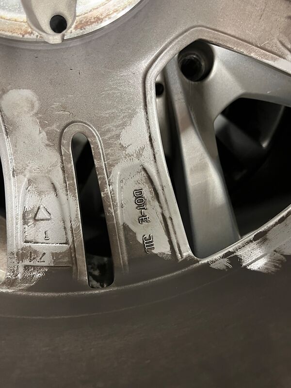 Winterreifen Michelin auf Alufelgen Mercedes | so001352 I24 Winterreifen Michelin auf Alufelgen Mercedes | so001352 I24