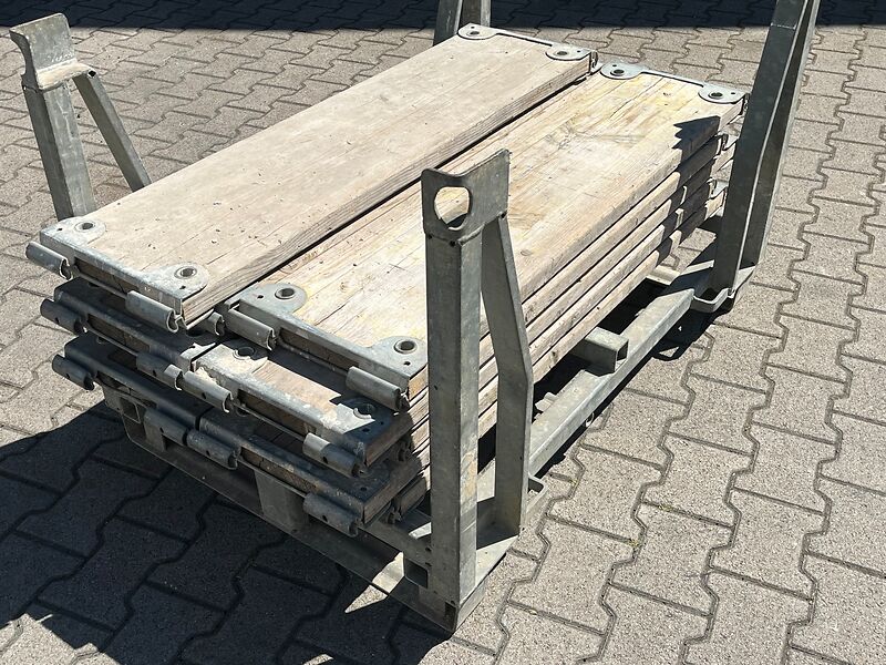 Hünnebeck | Bosta | Vollholzböden L125 aussortiert | so001424 I24