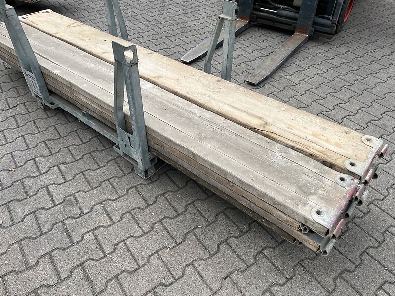 Hünnebeck | Bosta | Vollholzböden L300 aussortiert | so001418 I24
