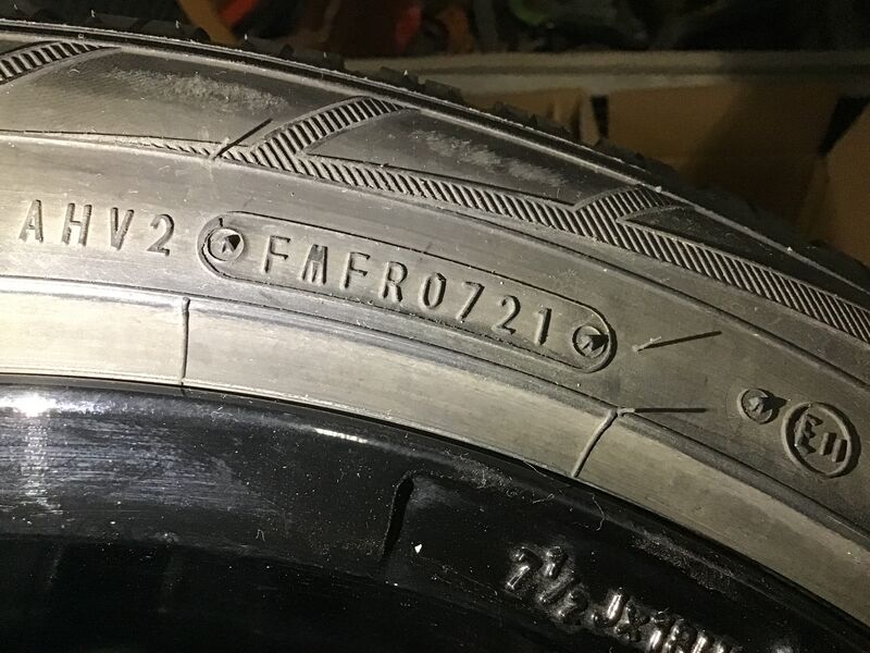 Winterreifen Falken auf Alufelgen | so001179 AES16 Winterreifen Falken auf Alufelgen | so001179 AES16