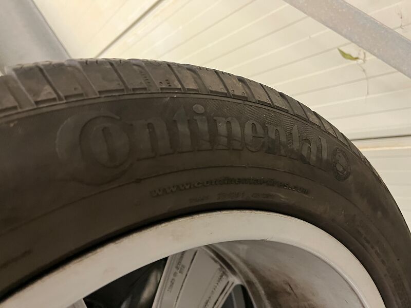 Winterreifen auf Alufelgen 255/50 R20 | so001367 I24 Winterreifen auf Alufelgen 255/50 R20 | so001367 I24