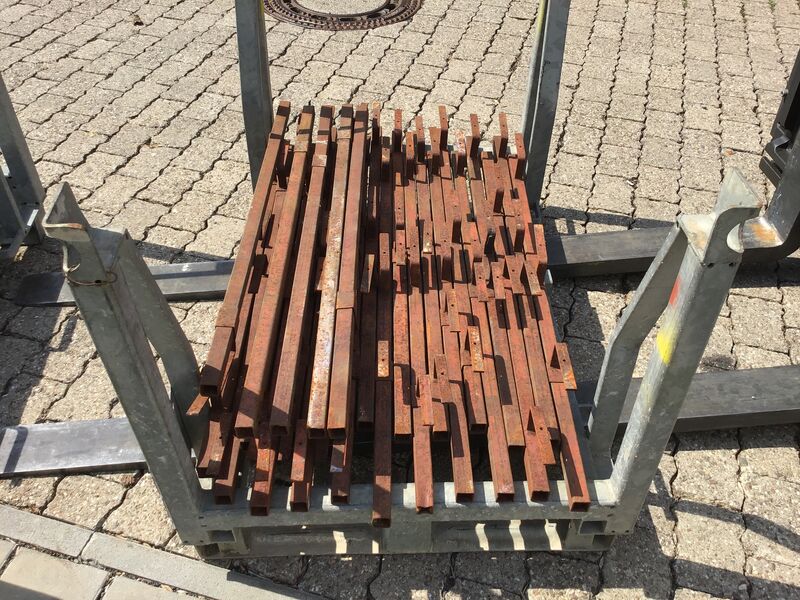 Doka / Ringer | Geländerpfosten für Gerüstkonsole | so000586 V13