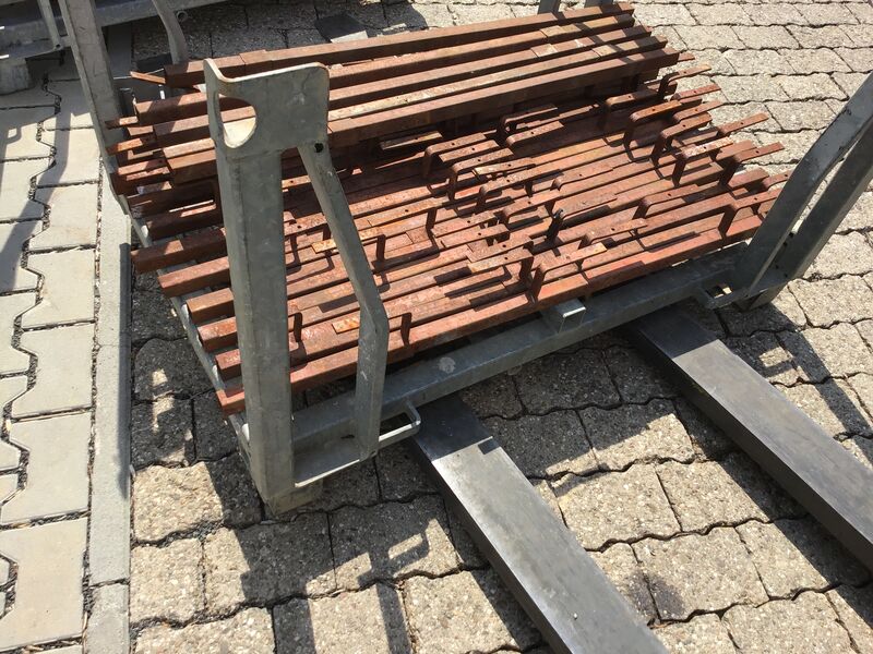 Doka / Ringer | Geländerpfosten für Gerüstkonsole | so000586 V13