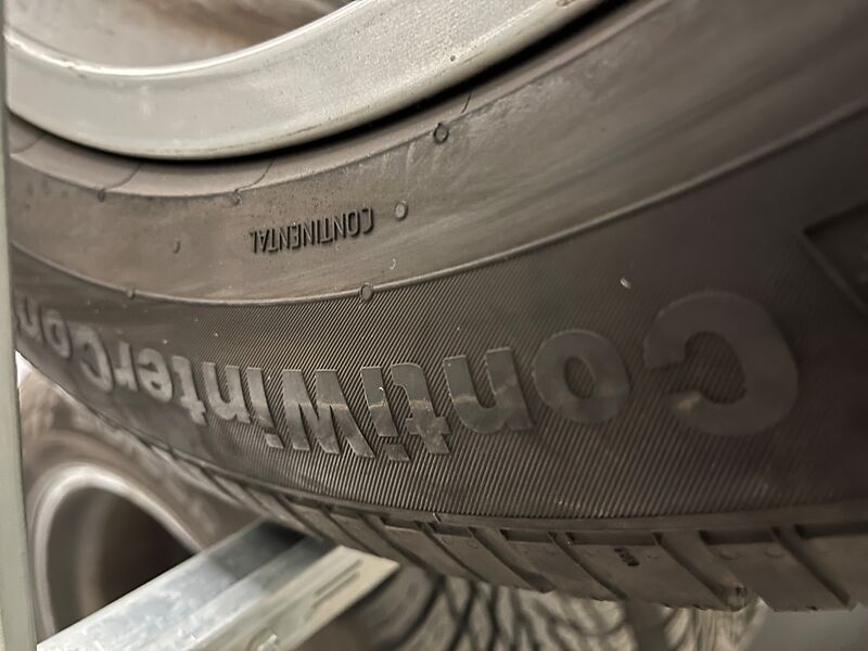 Winterreifen auf Alufelgen 255/50 R20 | so001367 I24 Winterreifen auf Alufelgen 255/50 R20 | so001367 I24