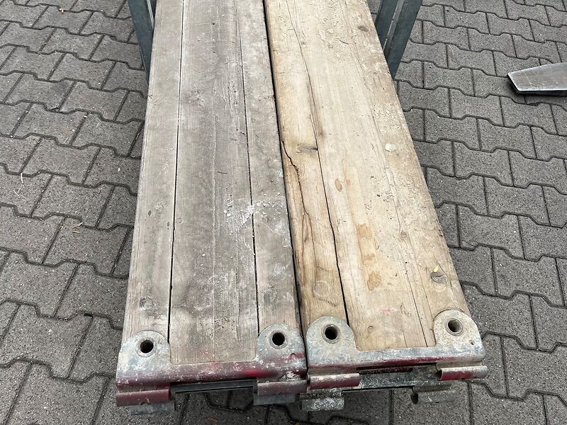 Hünnebeck | Bosta | Vollholzböden L300 aussortiert | so001418 I24