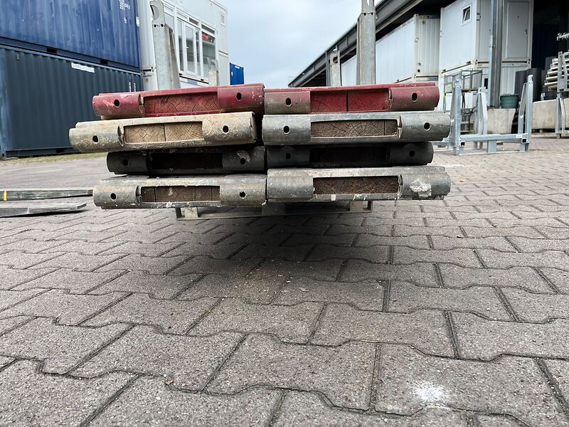 Hünnebeck | Bosta | Vollholzböden L300 aussortiert | so001418 I24