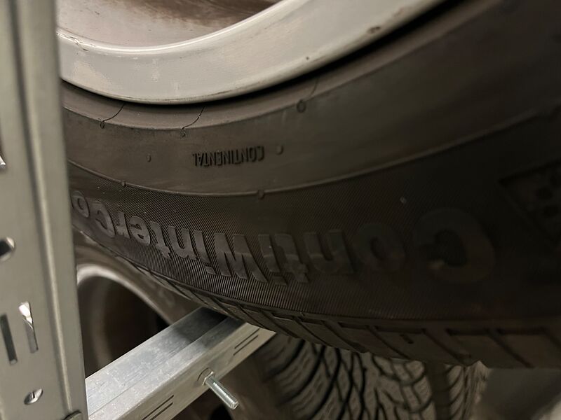 Winterreifen auf Alufelgen 255/50 R20 | so001367 I24 Winterreifen auf Alufelgen 255/50 R20 | so001367 I24