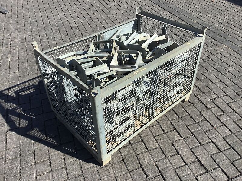 80 Stück Stützenköpfe, Kronen für Baustützen, Sprießen | so001321