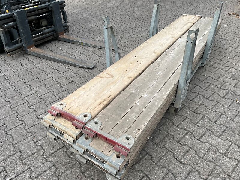 Hünnebeck | Bosta | Vollholzböden L300 aussortiert | so001418 I24