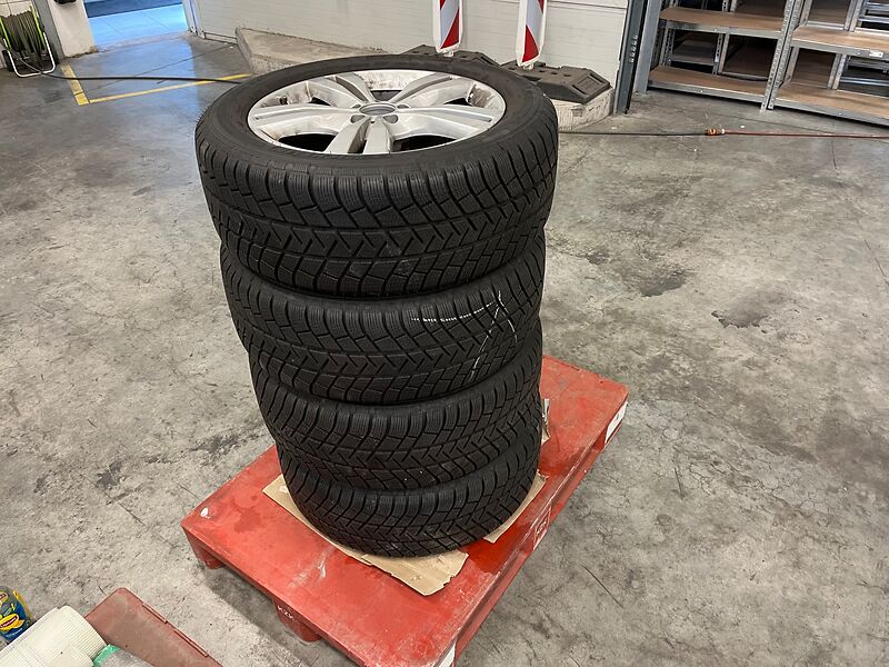 Winterreifen Michelin auf Alufelgen Mercedes | so001352 I24