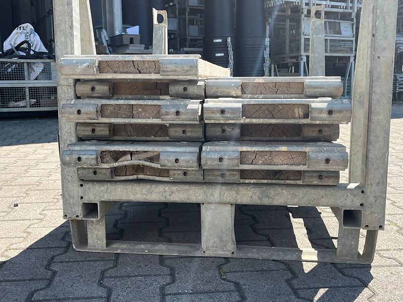 Hünnebeck | Bosta | Vollholzböden L125 aussortiert | so001424 I24