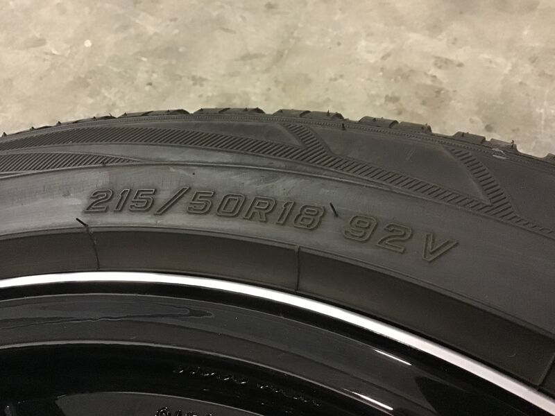 Winterreifen Falken auf Alufelgen | so001179 AES16 Winterreifen Falken auf Alufelgen | so001179 AES16
