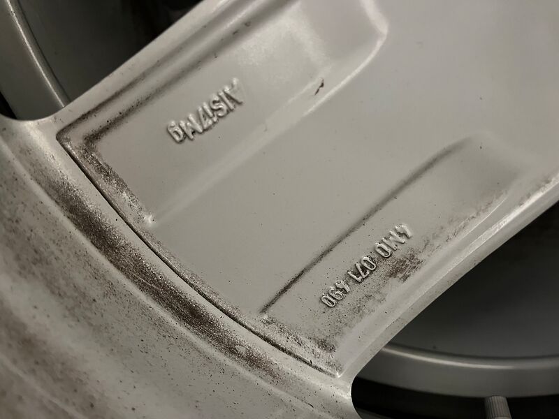 Winterreifen auf Alufelgen 255/50 R20 | so001367 I24 Winterreifen auf Alufelgen 255/50 R20 | so001367 I24