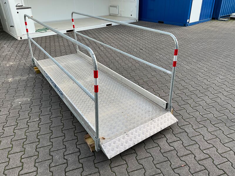 Grabenbrücke Alu, Stahl-Seitengeländer vz., 3,3 x 1,0m