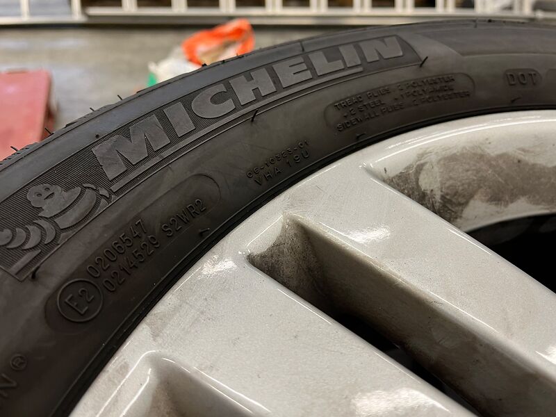 Winterreifen Michelin auf Alufelgen Mercedes | so001352 I24 Winterreifen Michelin auf Alufelgen Mercedes | so001352 I24