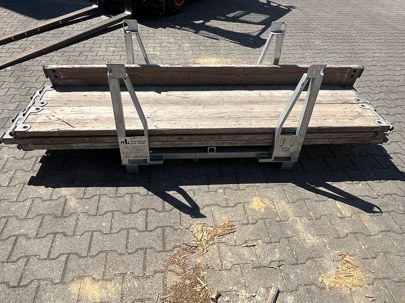 Hünnebeck | Bosta | Vollholzböden L250 aussortiert | so001423 I24
