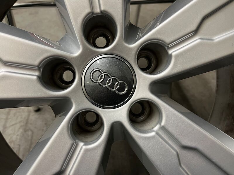 Winterreifen auf Alufelgen 255/50 R20 | so001367 I24 Winterreifen auf Alufelgen 255/50 R20 | so001367 I24