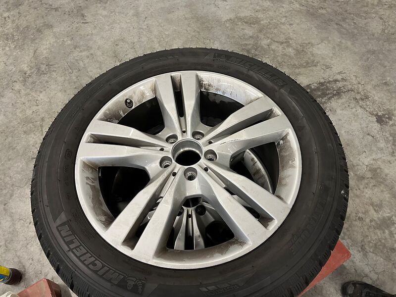 Winterreifen Michelin auf Alufelgen Mercedes | so001352 I24 Winterreifen Michelin auf Alufelgen Mercedes | so001352 I24