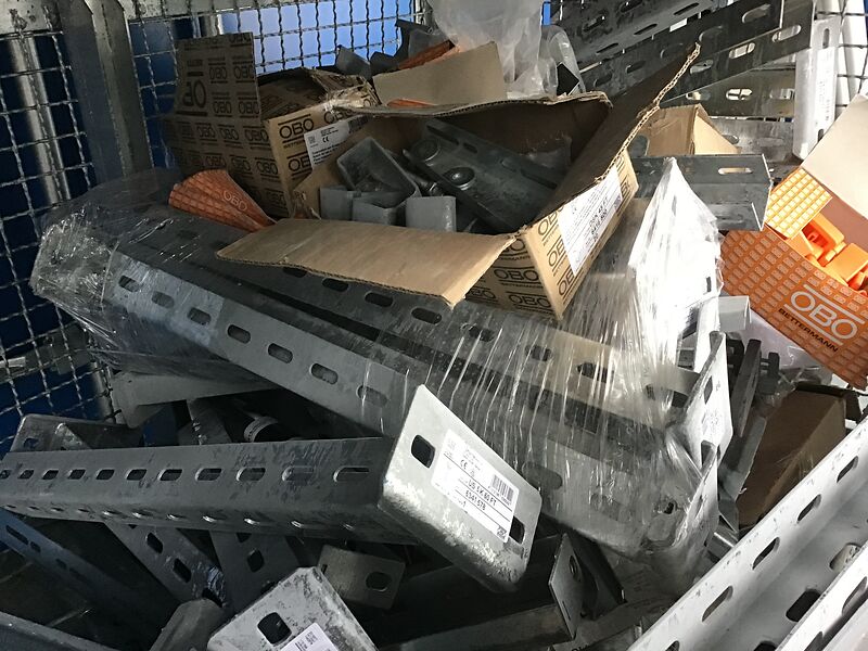 Kabelpritschen und Befestigungszubehör | so001310 I24 Kabelpritschen und Befestigungszubehör | so001310 I24