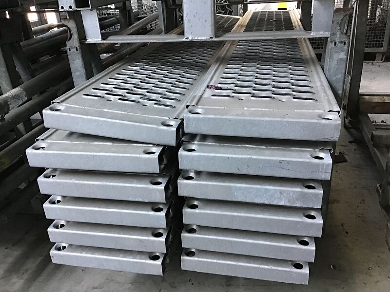Plettac | 12 St. SL70 Stahlböden 200x32x7,5, neu | so001330 I24