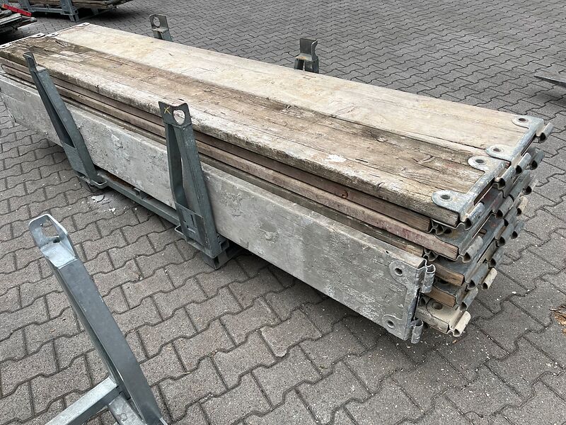 Hünnebeck | Bosta | Vollholzböden L300 aussortiert | so001417 I24