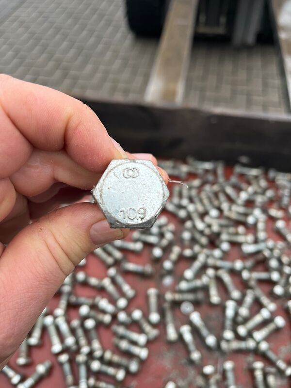 Ischebeck | BKS | Schrauben und Muttern M16 x 60 | so001372 V13